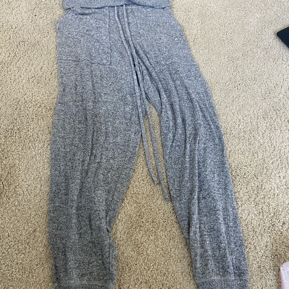 sweatpants